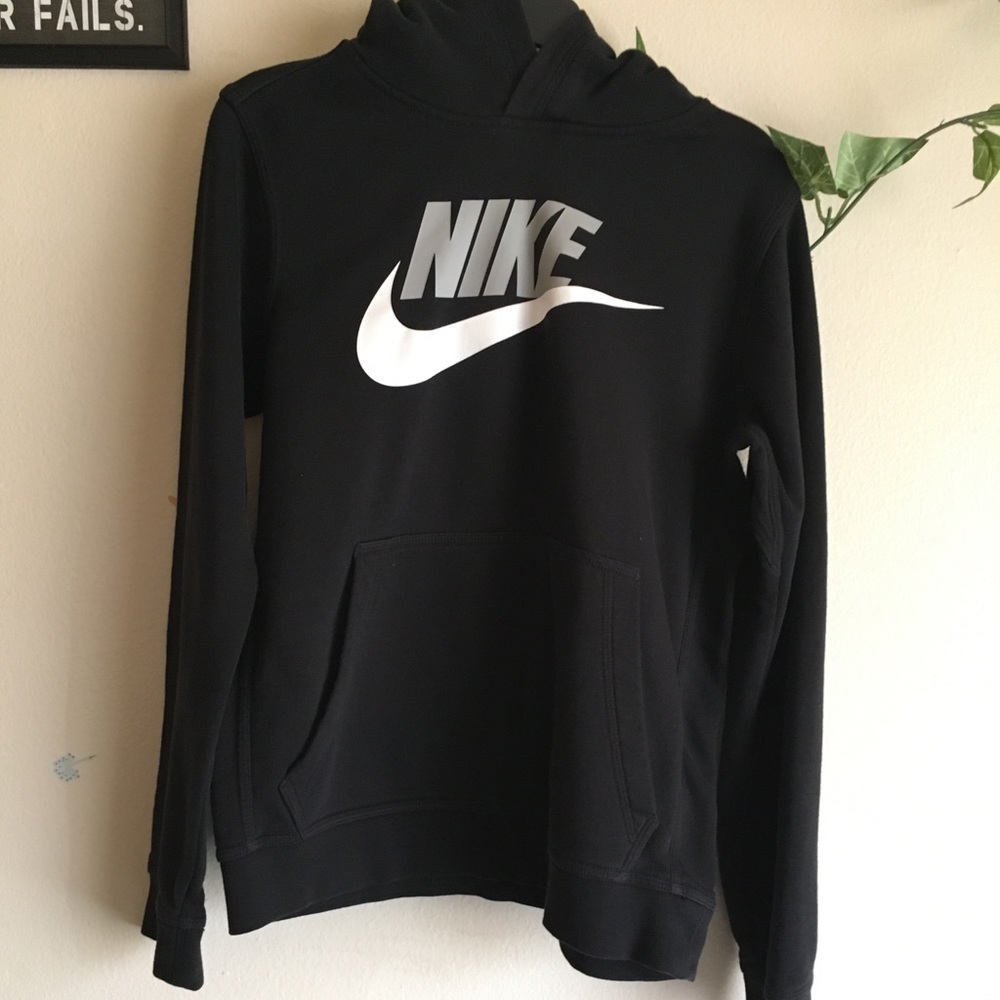 Nike Hoodie - Boys